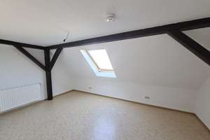 Wohnen mit Charme – modernisiert, hell und mit Weitblick – Magdeburger Straße 64, 39218 Schönebeck (Elbe) – Vorschaubild 3