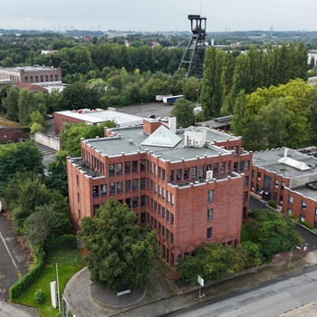 Ihre neue Solitärimmobilie in Bochum | Moderne Ausstattung | Viele Stellplätze