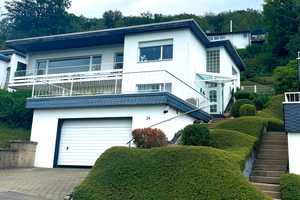 Zweifamilienhaus Panorama-Ausblick Einliegerwohnung Lüdenscheid – Fontanestr. 26, 58513 Märkischer Kreis – Vorschaubild 1
