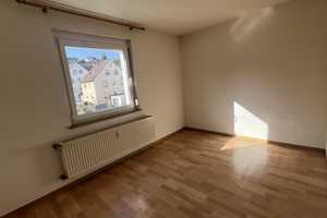 Zweifamilienhaus mit großem Garten – Ludwigsburg (Kreis) – Vorschaubild 8