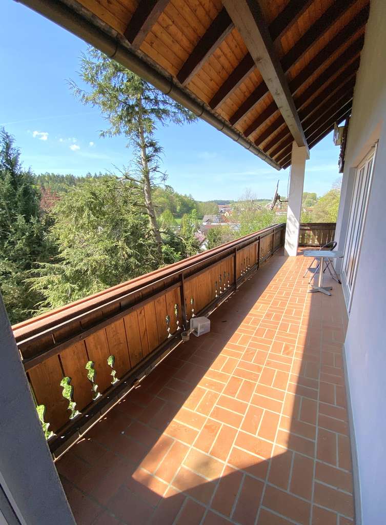 Immobilie in Landensberg - facettenreiches großzügiges 3 Familien-Haus mit Fernsicht und ruhiger Hanglage … - Bild 2