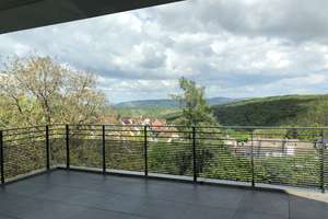 5,5-Zimmer Wohnung in Stuttgart-Sillenbuch mit unverbaubarem Weitblick – Die vollständige Adresse der Immobilie erhältst du vom Anbieter., 70619 Sillenbuch (Ortsteil), Stuttgart – Vorschaubild 2