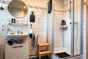 „Zwei Wohneinheiten, ein Preis – vielseitiges Familienhaus mit Freiraum für jede Lebensphase!“ – Die vollständige Adresse der Immobilie erhältst du vom Anbieter., 26810 Westoverledingen – Vorschaubild 32