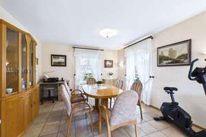 Gepflegtes Einfamilienhaus zum Wohlfühlen in Neermoor – Die vollständige Adresse der Immobilie erhältst du vom Anbieter., 26806 Moormerland – Vorschaubild 6