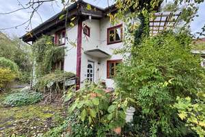 Ruhiges Wohnhaus mit idyllischem Gartenparadies – Die vollständige Adresse der Immobilie erhältst du vom Anbieter., 83308 Trostberg – Vorschaubild 1