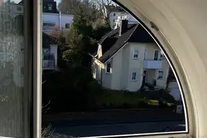 Hellle Dachgeschosswohnung in großzügiger Villa – Wartestraße 12, 65191 Bierstadt, Wiesbaden – Vorschaubild 17