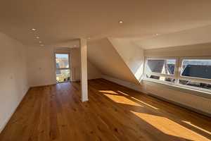RESERVIERT!, Modernes, großes 2-FH, gute Lg., 1 Grg., 1 Stellplatz, 91056 Erlangen-Frauenaura – Erlangen – Vorschaubild 4
