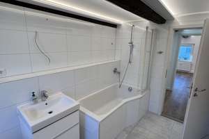 Erstbezug nach Sanierung – stilvolle 4-Zimmer-Wohnung mit Balkon und Garten Grillplatz – Am Okerdüker 20, 38112 Lehndorf-Watenbüttel, Braunschweig – Vorschaubild 9