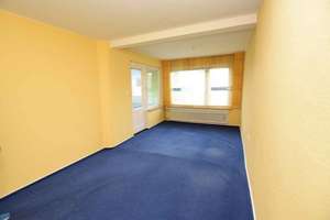 Zentrumsnah: Solides Zweifamilienhaus zum Sanieren mit 8 Zimmern + Vollkeller. – Die vollständige Adresse der Immobilie erhältst du vom Anbieter., 38446 Hellwinkel, Wolfsburg – Vorschaubild 4