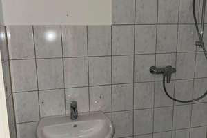 Eigener Eingang mit Blick in den Garten – 51373 Wiesdorf, Leverkusen – Vorschaubild 6