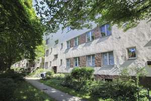Bezugsfreie 3-Zimmer Wohnung mit Balkon: In grüner und dennoch zentraler Lage von Berlin-Zehlendorf – Die vollständige Adresse der Immobilie erhältst du vom Anbieter., 14169 Zehlendorf, Berlin – Vorschaubild 3