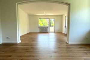 Charmante 2-Zimmer-Wohnung mit großem Balkon inkl. EBK in ruhiger Lage von Wiesbaden – Am Melonenberg 8, 65187 Wiesbaden – Vorschaubild 1