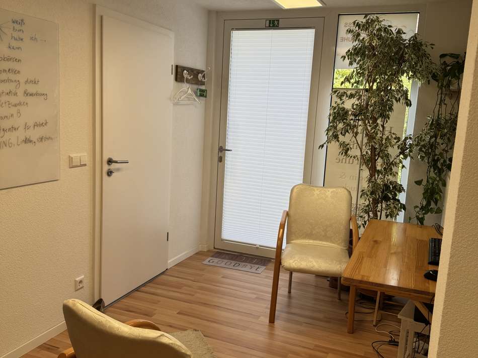 Arbeitszimmer unten Büro