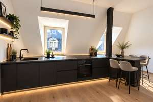 Über den Dächern von Sachsenhausen-Nord: Altbau-Etage mit Aufzug und Skylineblick – 60594 Sachsenhausen-Nord, Frankfurt am Main – Vorschaubild 10