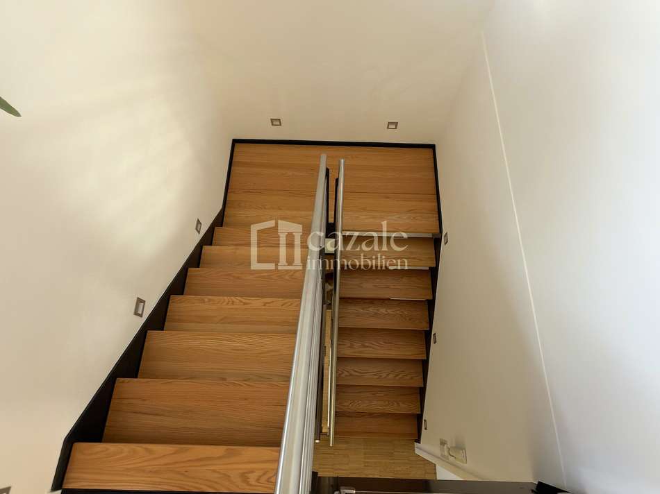 Treppe aus Roteiche