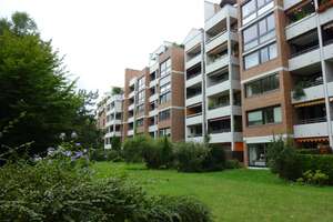Ruhige Oase in der Stadt!  2 ZKB / Balkon / Tiefgarage. Toplage an der Kahnfahrt.  * Frei * – Oblatterwallstrasse 36 a, 86153 Jakobervorstadt-Nord, Augsburg – Vorschaubild 6