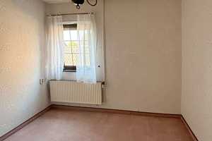 Im Herzen von Habenhausen - Einfamilienhaus mit großem Garten, Garage und Dachterrasse – Bremen – Vorschaubild 16