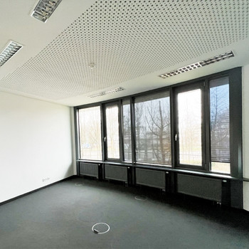 STOCK - moderne Fassadengestaltung | helle Räume | Messe Riem