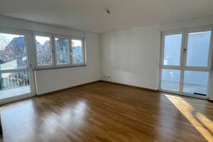 Schöne, frisch renovierte dreieinhalb Zimmer Wohnung mit EBK in Stuttgart, Stammheim – Kornwestheimer Straße 81, 70439 Stammheim-Mitte, Stuttgart – Vorschaubild 4
