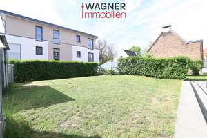 Stadtleben trifft Gartenglück – 4 Zimmer mit Terrasse  und  Garten in Enkheim
