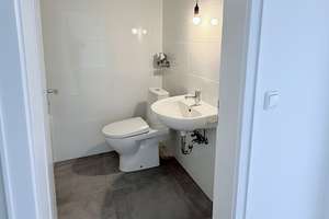 Lichtdurchflutete 2-Zimmer-Wohnung mit großem Südost-Balkon & freiem Blick – Wasserburger Landstraße 211, 81827 Waldtrudering, München – Vorschaubild 8