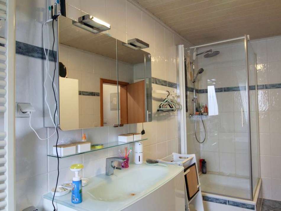 Bad Obergeschoss Dusche