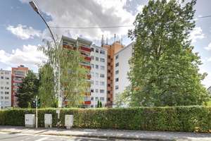 3 Zimmer Etagenwohnung mit Aufzug, Südbalkon und  Fernblick in Gonsenheim – Finther Landstrasse 91, 55124 Gonsenheim, Mainz – Vorschaubild 2