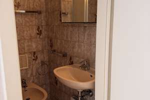 Geräumige und gepflegte 1-Zimmer-Wohnung mit Balkon in Düsseldorf – Düsselstraße 12, 40219 Unterbilk, Düsseldorf – Vorschaubild 13