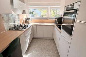 Stilvoll modernisierte Wohnung mit Balkon und Einbauküche in Düsseldorf  – Die vollständige Adresse der Immobilie erhältst du vom Anbieter., 40589 Holthausen, Düsseldorf – Vorschaubild 5