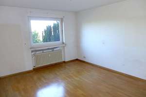 Ruhiglage in Holweide: Familiengerechte Drei-Zimmerwohnung mit großer Loggia – 51067 Holweide, Köln – Vorschaubild 4