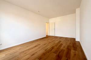 Traum-Penthouse mit 3 Balkonen, EBK und Aufzug direkt auf der Lorettostraße – Lorettostraße 5, 40219 Unterbilk, Düsseldorf – Vorschaubild 7