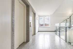 City-Apartment in Bestlage – hochwertig renoviert & möbliert – München – Vorschaubild 6