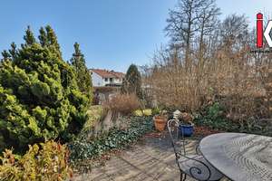 Perfekt für Familien mit ELW!
Doppelhaushälfte in Sindelfingen – Die vollständige Adresse der Immobilie erhältst du vom Anbieter., 71067 Sindelfingen – Vorschaubild 5