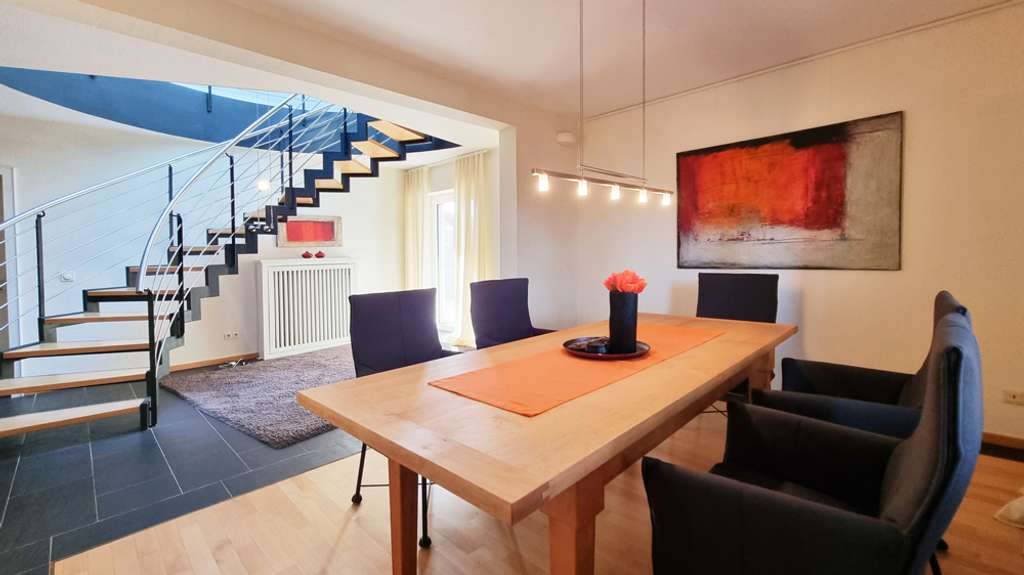 Immobilie in Verl - Familienparadies mit besonderer Architektur in Verl-Kaunitz. Keine Käuferprovision! - Bild 1