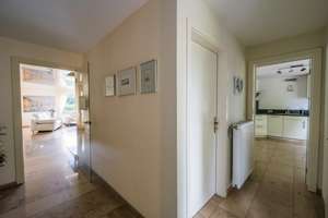 Exklusives Wohnen im Dreiländereck – mit Gästehaus & parkähnlichem Grundstück – Die vollständige Adresse der Immobilie erhältst du vom Anbieter., 52076 Oberforstbach, Aachen – Vorschaubild 3
