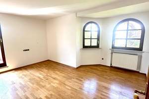 Großzügiges Einfamilienhaus in toller Lage mit Garten, Terrasse und viel Privatsphäre – Die vollständige Adresse der Immobilie erhältst du vom Anbieter., 96450 Mitte, Coburg – Vorschaubild 14