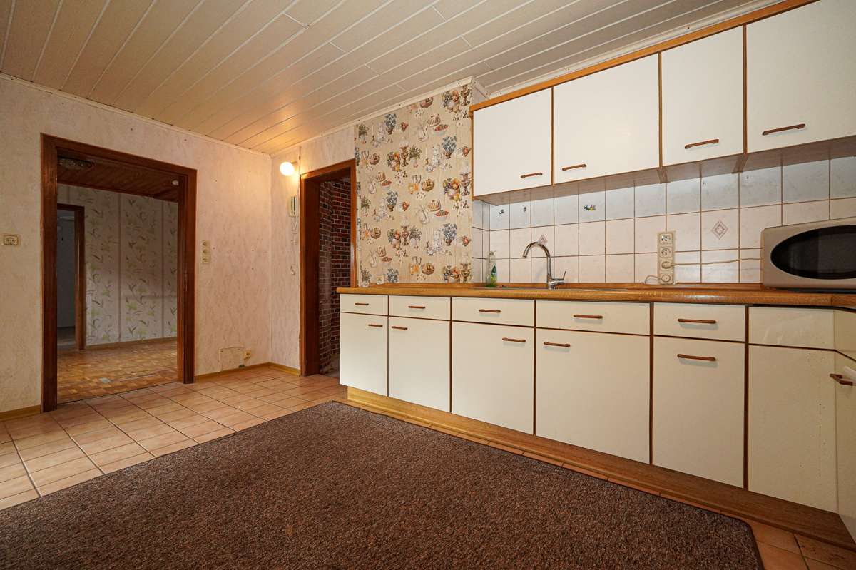 Immobilie in Nentershausen - +++ Geplagtes Einfamilienhaus für die kleine Familie +++ - Bild 13