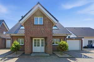 Ankommen. Durchatmen. Zuhause sein. Freistehendes Familienhaus mit Garten, Fußbodenheizung & PV-Anl. – Melmesfeld 12, 47647 Kerken – Vorschaubild 2