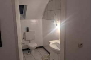 Schöne und ruhig gelegene 3-Zimmer-Wohnung mit Balkon in Wahnheide, Köln – Artilleriestrasse 19, 51147 Wahnheide, Köln – Vorschaubild 5