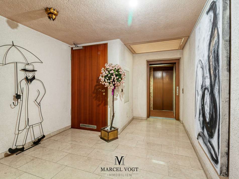 Hauseingang Garagenebene