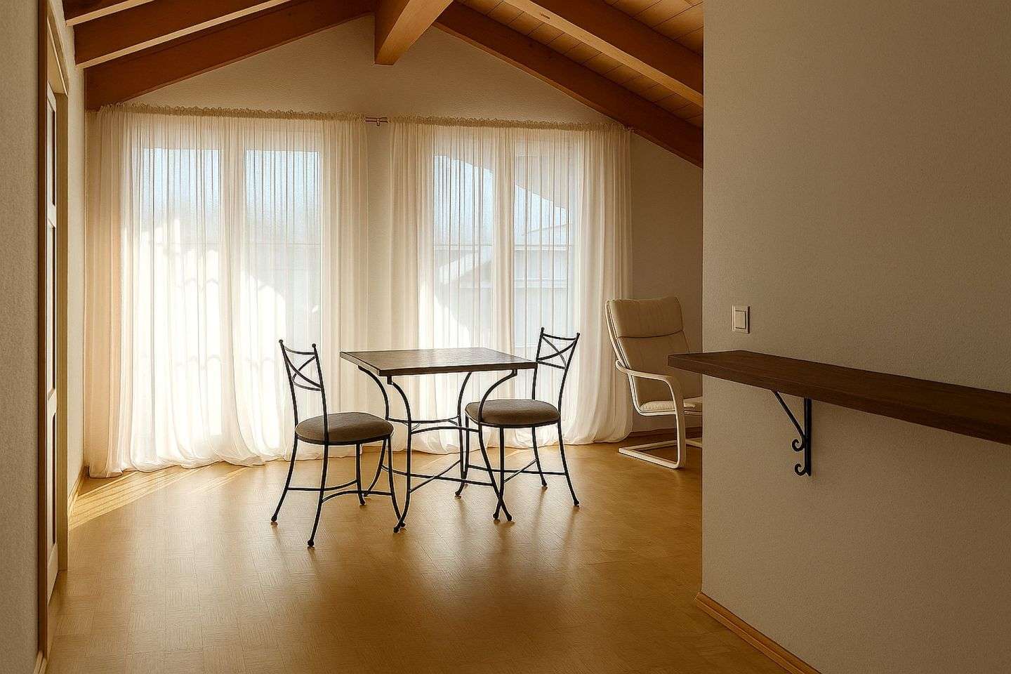 Immobilie in Ohlstadt - Ohlstadt: Gemütliches Dachgeschoss-Appartement mit Balkon, vermietet - Bild 4