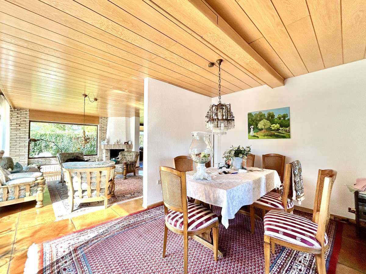 Immobilie in Betzdorf - **Hochwertiges Einfamilienhaus mit Pool in ruhiger Höhenlage von Betzdorf** - Bild 13