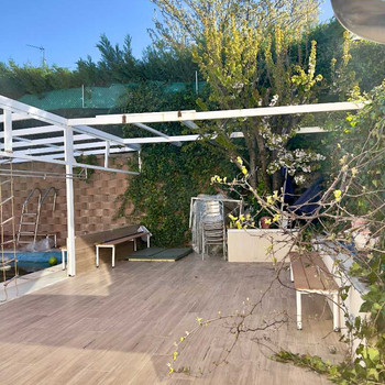 Reihenhaus mit privatem Pool