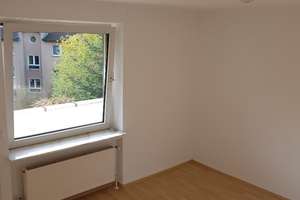 sonnendurchflutete 3,5-Zimmer-Wohnung mit Balkon auf Hagen-Emst – Die vollständige Adresse der Immobilie erhältst du vom Anbieter., 58093 Emst, Hagen – Vorschaubild 14