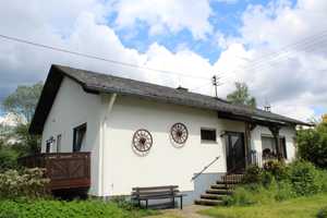 IHR TRAUM IM GRÜNEN: TOLLES HAUS, DOPPELGARAGE, GROSSES GRUNDSTÜCK- AUSBAURESERVE, RUHIGE LAGE – Rhein-Hunsrück-Kreis – Vorschaubild 5