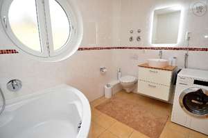 Tolle möblierte Penthouse-Wohnung mit Dachterrasse und TG-Stellplatz in Augsburg Jakobervorstad – Die vollständige Adresse der Immobilie erhältst du vom Anbieter., 86152 Jakoberstadt-Süd, Augsburg – Vorschaubild 8