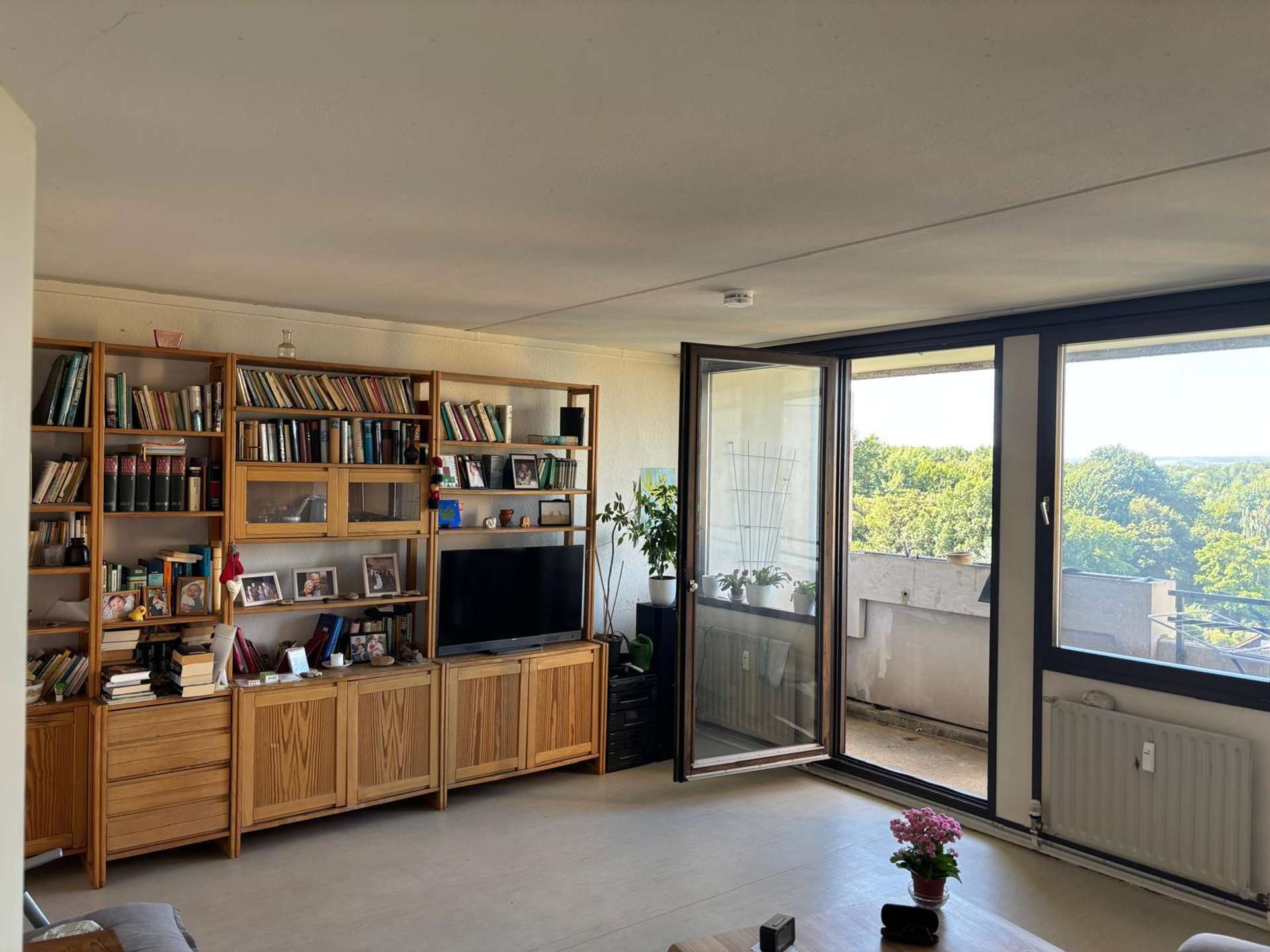 Helle Etagenwohnung mit Loggia in Göttingen, Göttingen Kreis – Bild 3