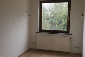 Einfamilienhaus mit Einliegerwohnung in Henstedt-Rhen - am Naturschutzgebiet! Courtagefrei! – Die vollständige Adresse der Immobilie erhältst du vom Anbieter., 24558 Henstedt-Ulzburg – Vorschaubild 6