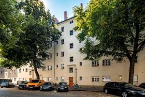 Leben im Schillerkiez! Traumhafte Altbauwohnung wartet auf neue Mieter!