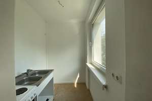Schräg gegenüber der "Kleinen Schwimmhalle" - Ideale Einsteigerwohnung! – Rathenaustraße 44, 12459 Oberschöneweide, Berlin – Vorschaubild 4